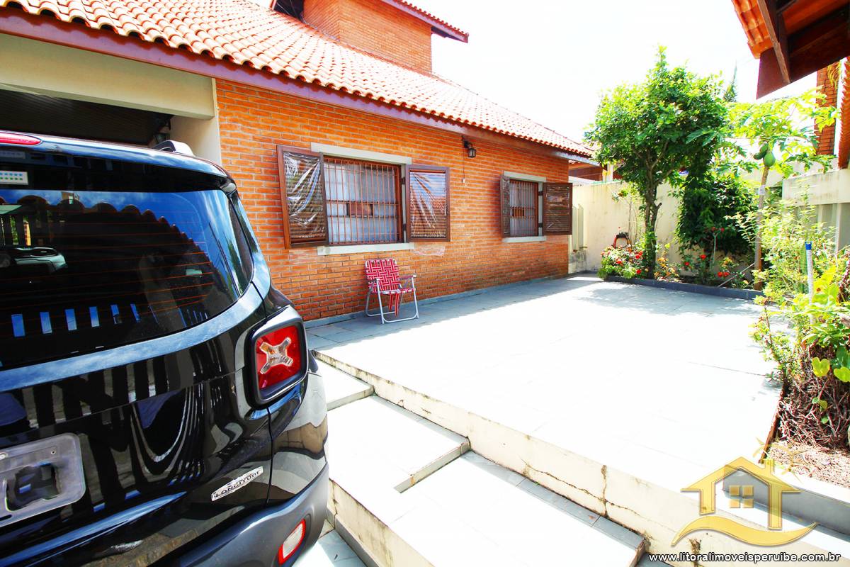 Casa Térrea Com 3 Dts (1 Suíte) A 800 Metros Da Praia.