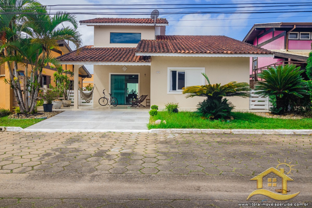 Casa no bairro Aldeia da Juréia