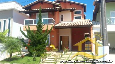 Sobrado Em Residencial Fechado Com 3 Dts (3 Suítes) A 1200 Metros Da Praia.