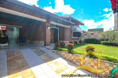 Casa Térrea Com 3 Dts (1 Suíte) A 800 Metros Da Praia.