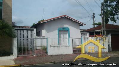 Casa Térrea Em Avenida Comercial A 500 Metros Da Praia.