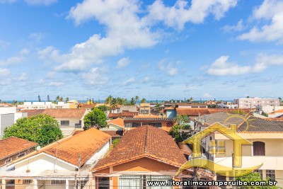 Apartamento com 3 dormitórios (sendo 1 suíte) a 200 metros da praia.