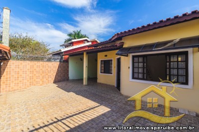 Casa 3 Dormitórios, 01 Suítes edícula com churrasqueira