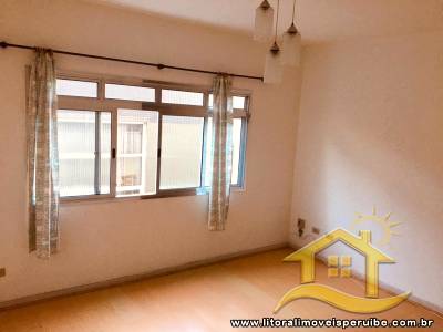 Apartamento com 1 dormitórios  a 500 metros da praia.