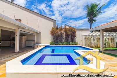 Ótima casa 3 Dormitorios 1 suite  2 lotes