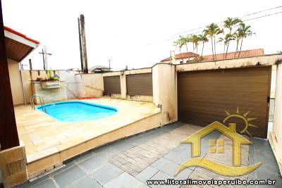 Casa Térrea Com 3 Dts (1 Suíte) A 800 Metros Da Praia.